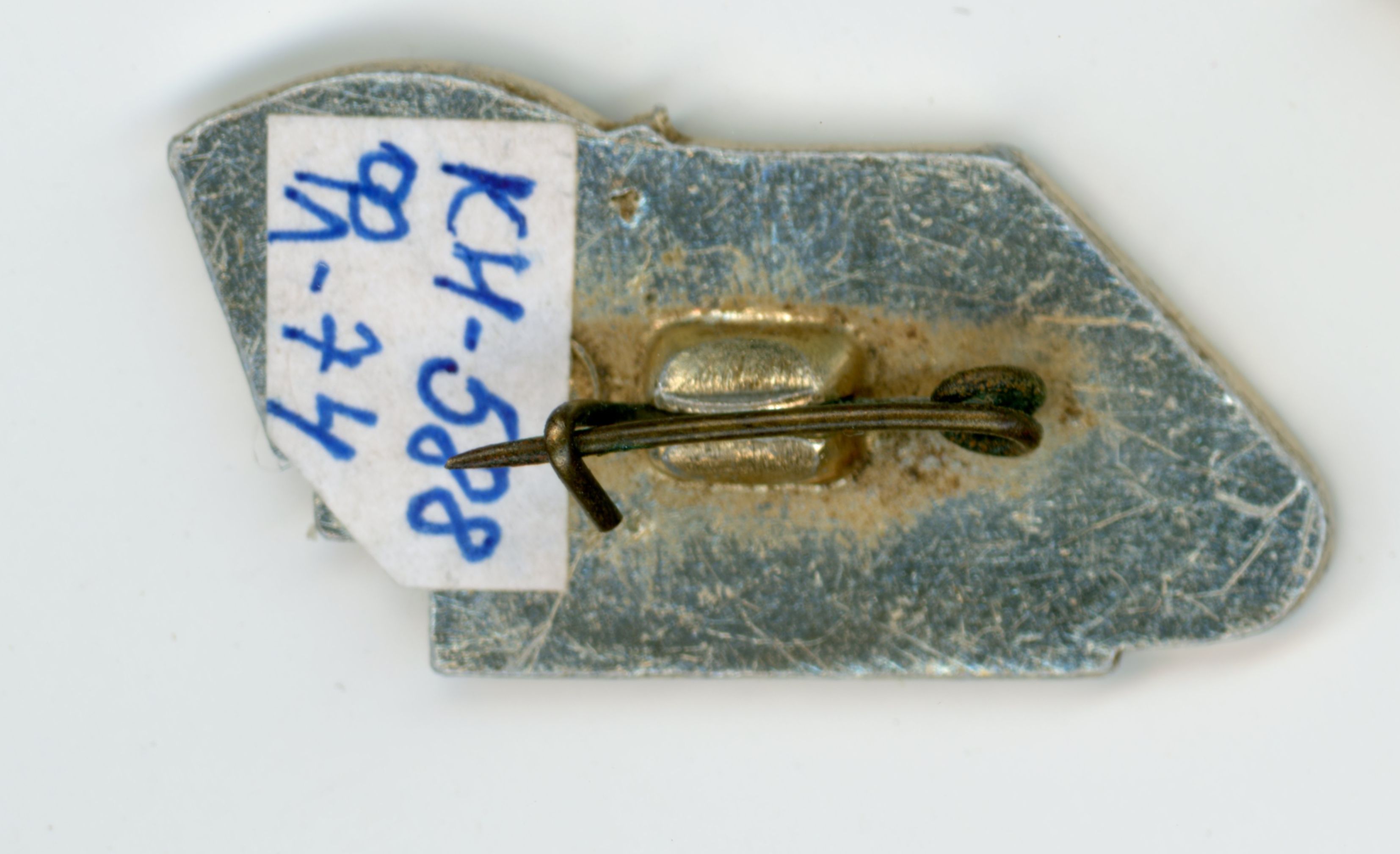 588-2.jpg